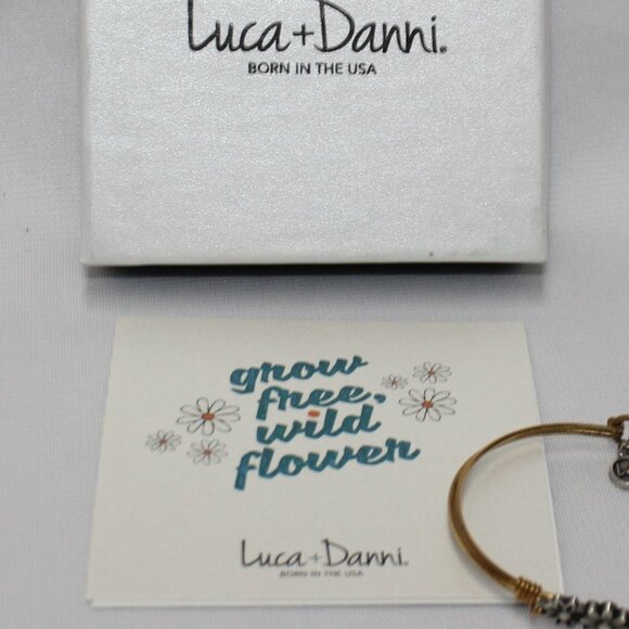 NTW Luci & Danni "Grow Free, Wild Flower" Bracelet - Picture 4 of 8